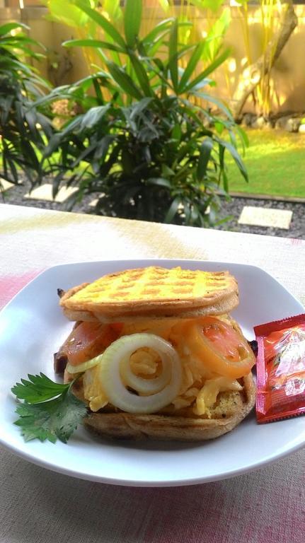 Kubu Carik Wisma tamu Legian (Bali)