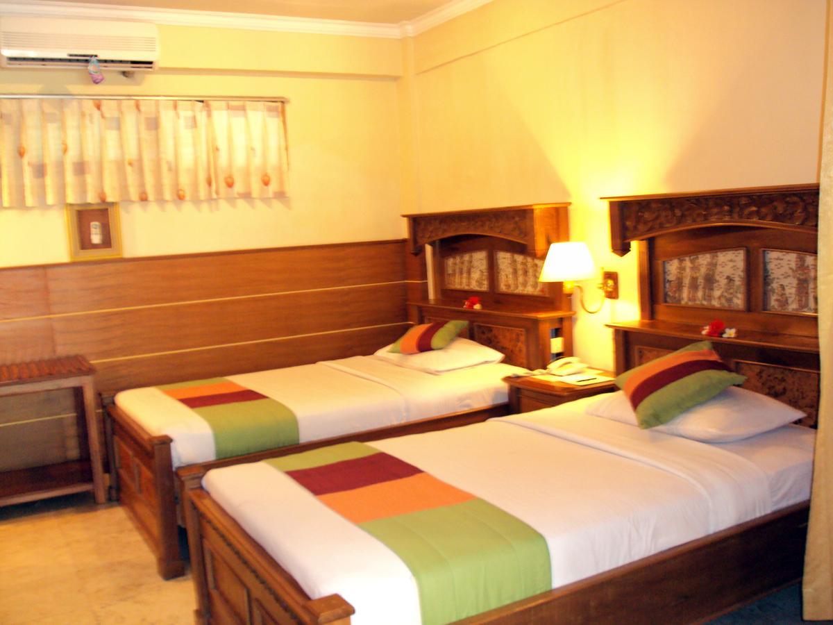 Melasti & 3* Legian