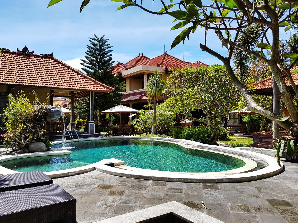 Hotel D'kubu 3*