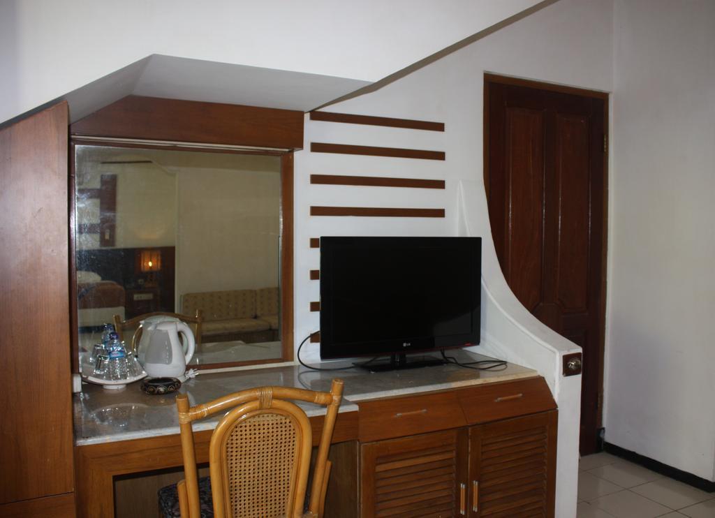 Hotel Puri Naga Beachfront