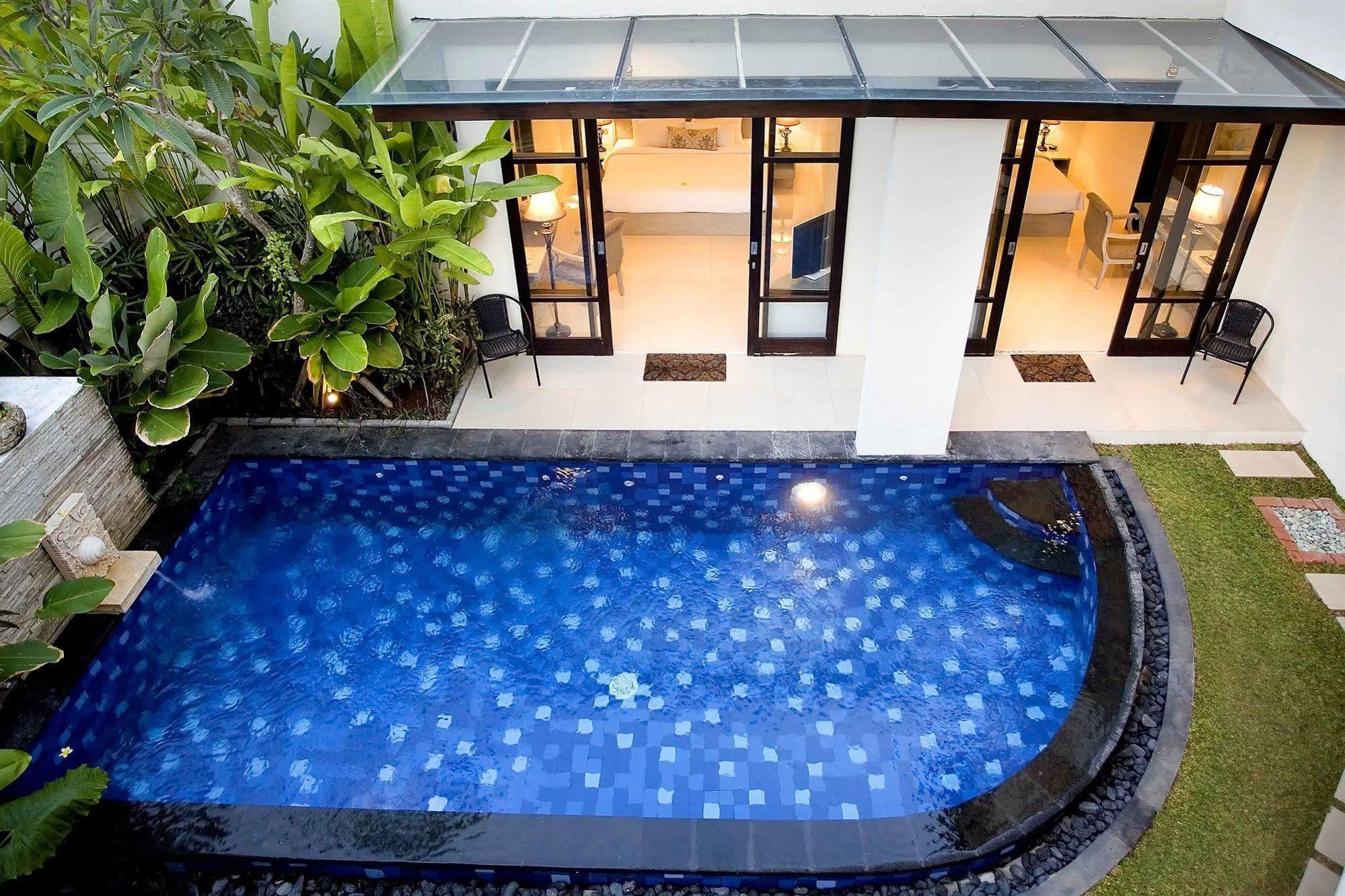 Awila Kuta Villa *