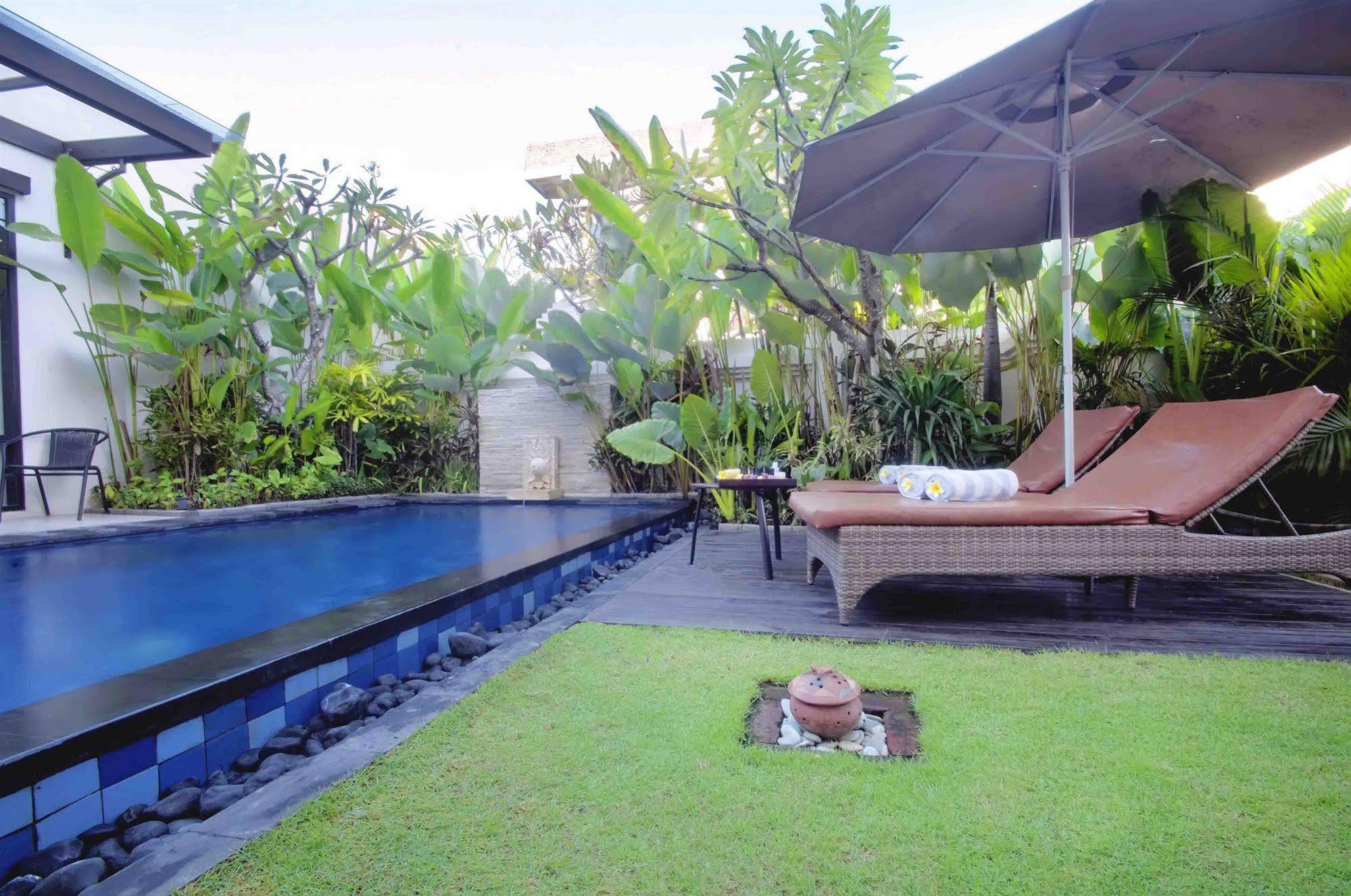 Awila Kuta Villa *