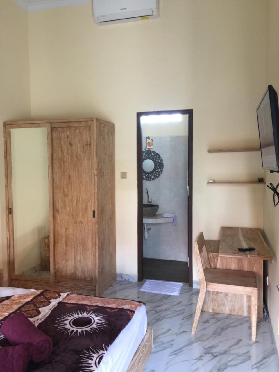 Ariasa House Guest house Legian (Bali)