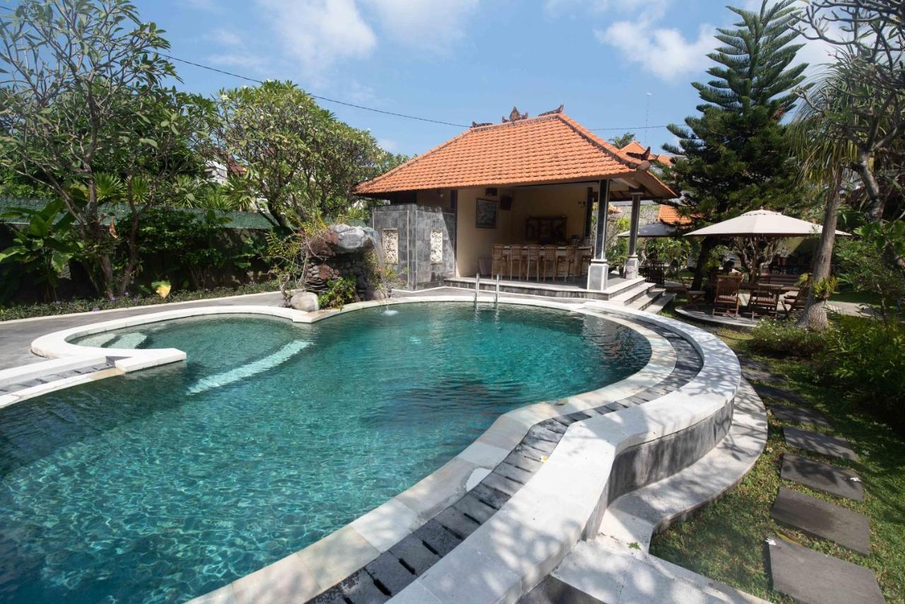 Hotel D'kubu