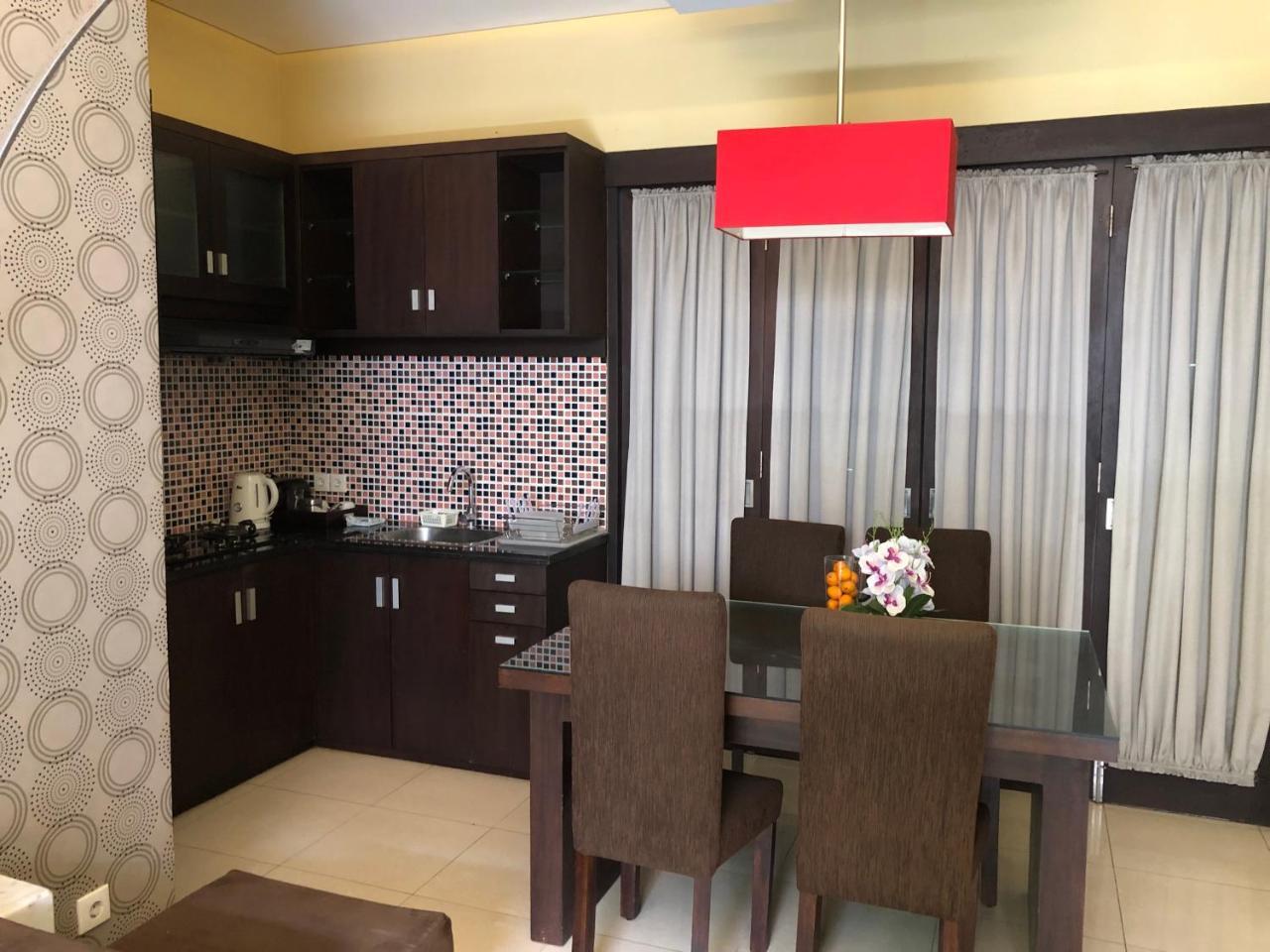 Hotel D'kubu 3*