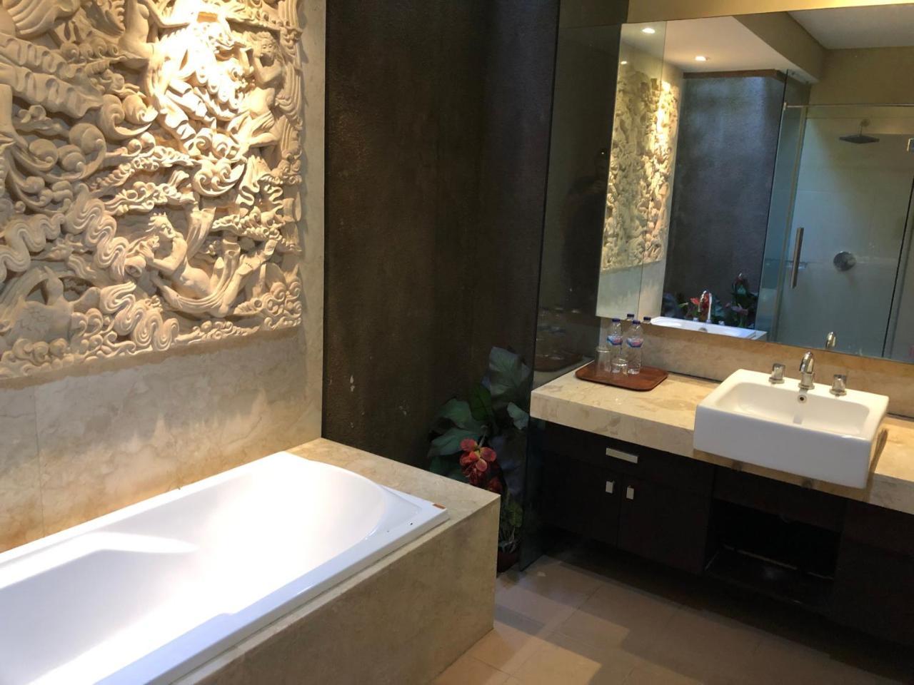 D'kubu 3* Legian (Bali)