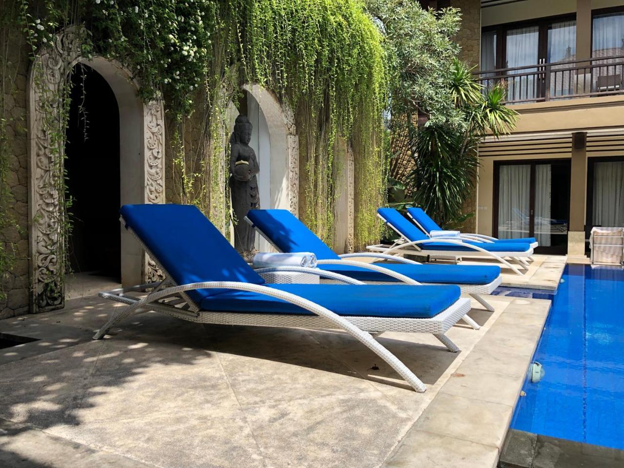Hotel D'kubu 3*