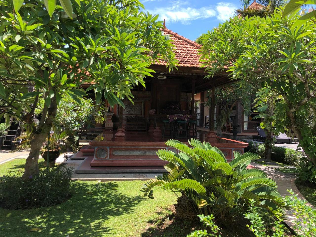 Hotel D'kubu Legian (Bali)