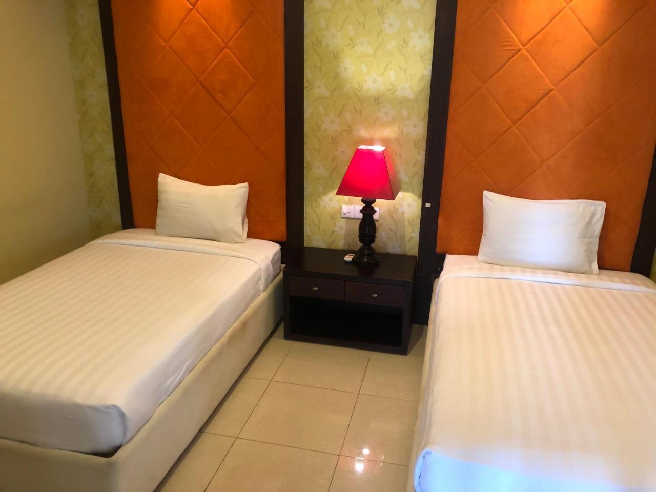 Hotel D'kubu 3*