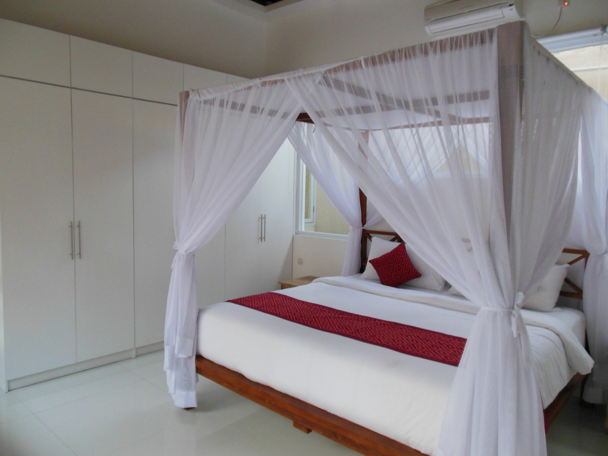 Hk Bali Legian