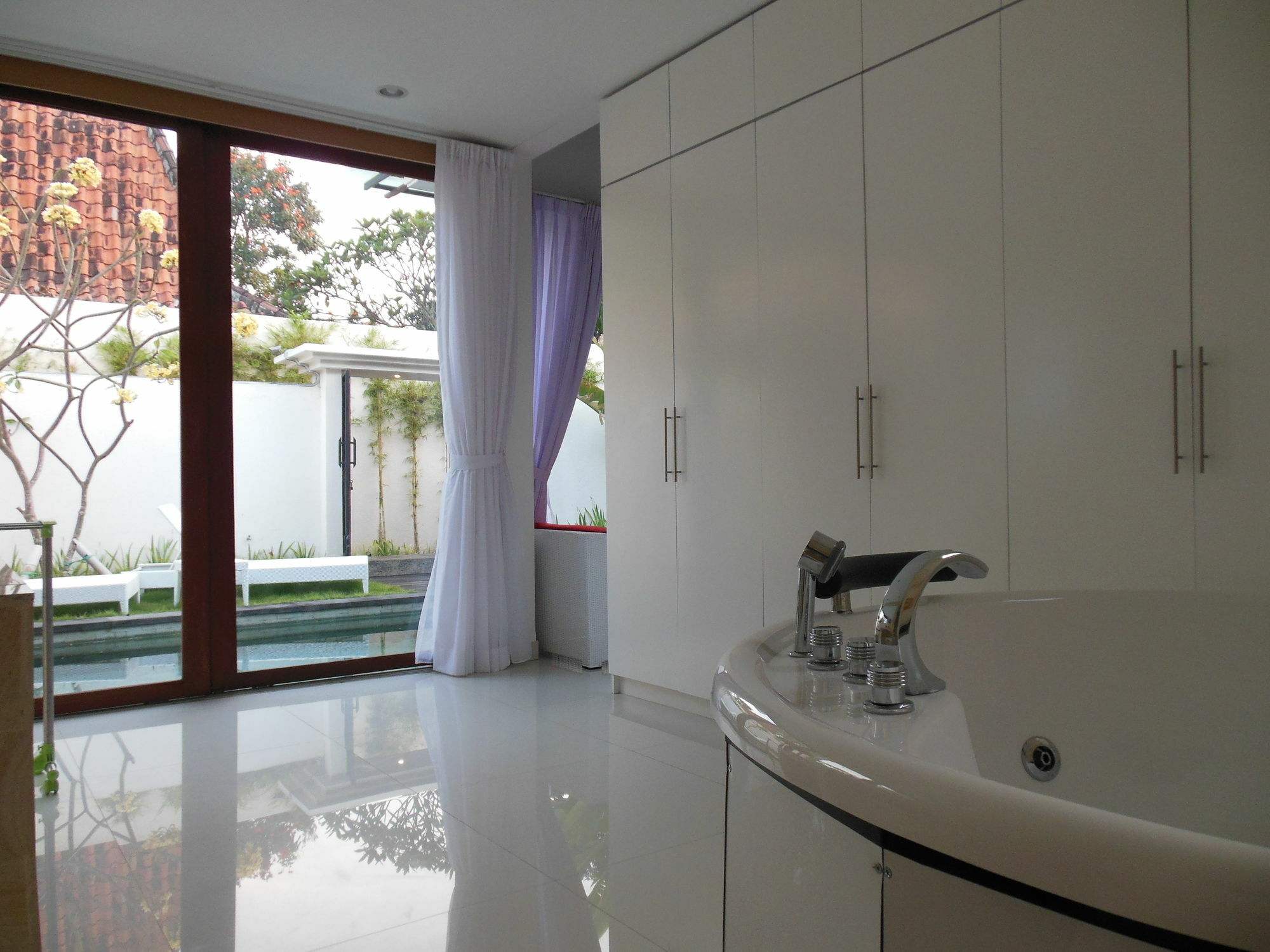 Hk Bali Pousada Legian