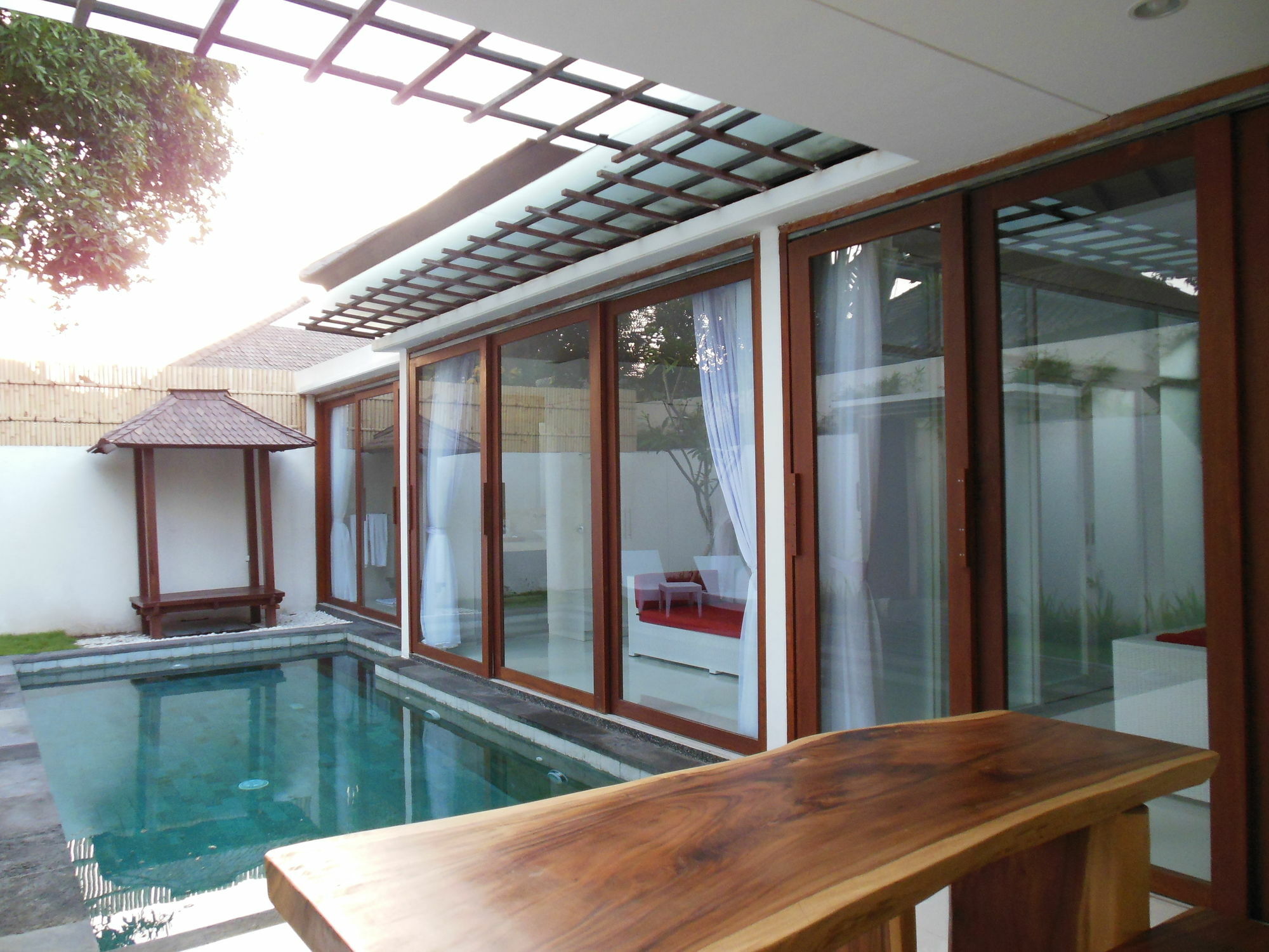 Pousada Hk Bali Legian