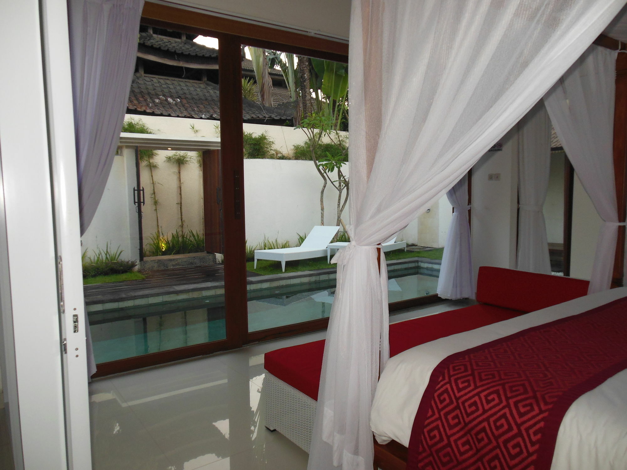 Hk Bali Legian