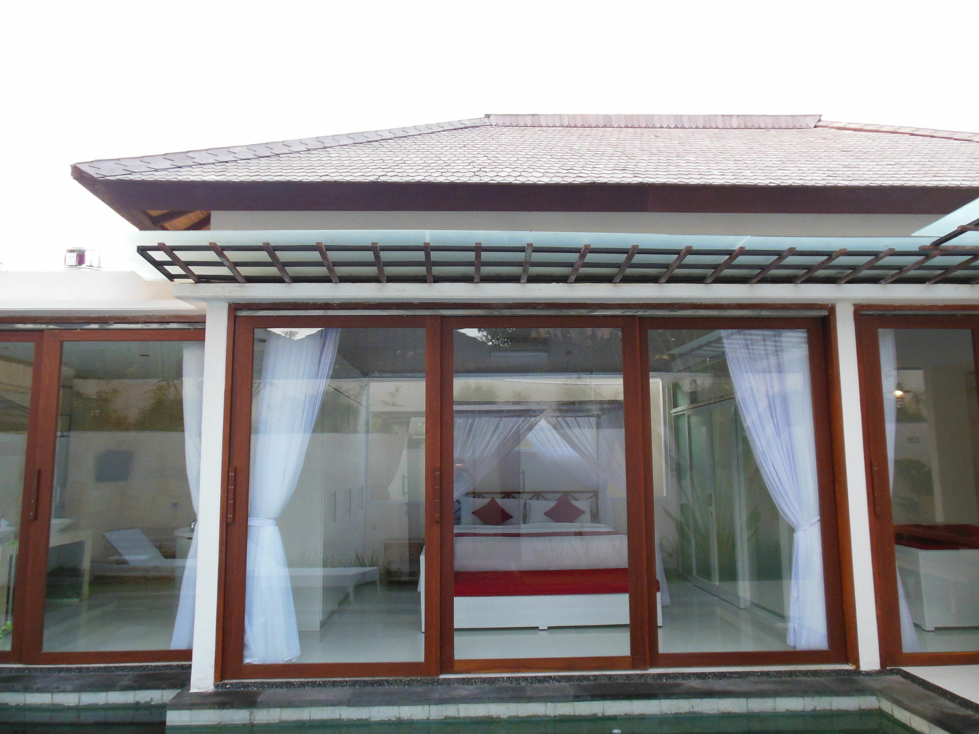 Hk Bali Pousada *