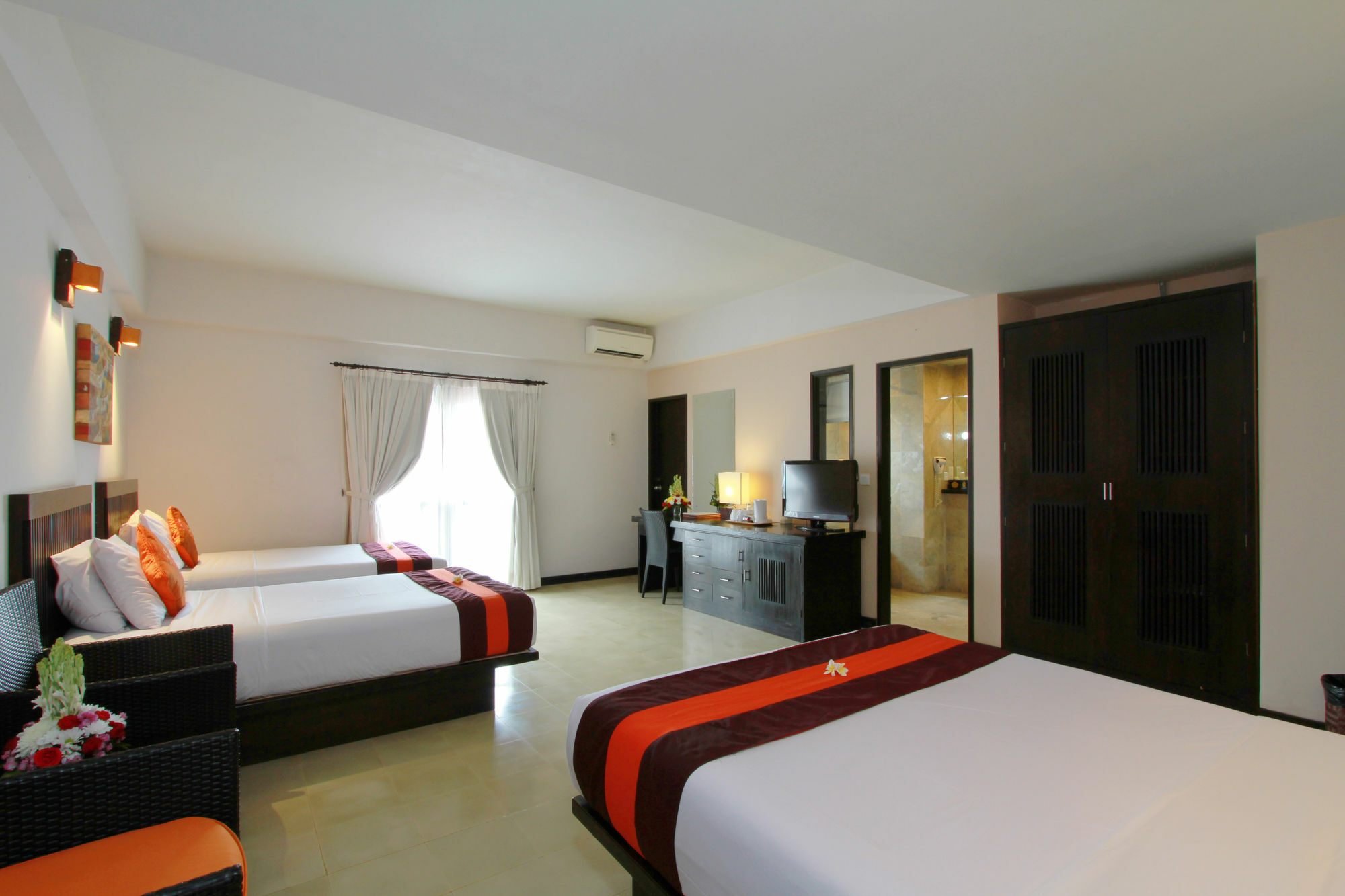 Hotel The Lokha & Legian (Bali)