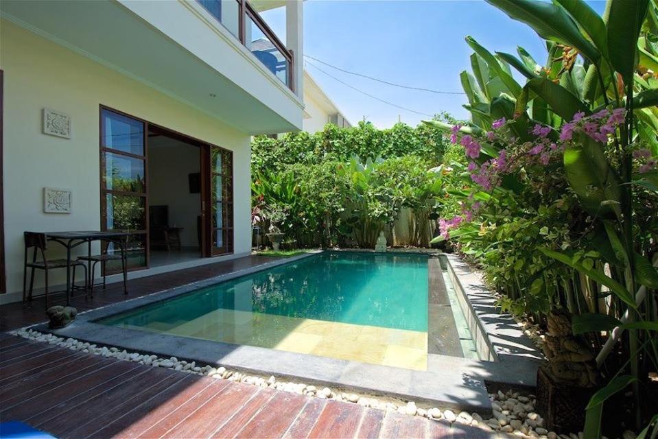 Aurikari * Legian (Bali)