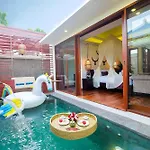 Private Villa Bougainville