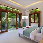 Holl Villa By Wildflower Group