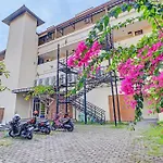 Guest House Simalem