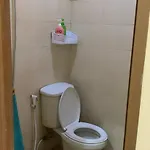 Din\'S House