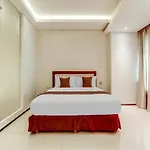 Premium Legian Hotel