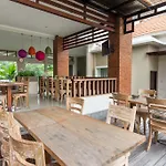Reddoorz @ Nakula Seminyak 2