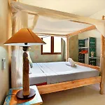 Legian Beach Villas