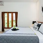 Villa Poppy Legian