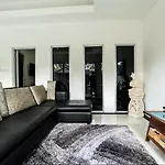 Villa Cinta Kelapa