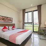 Oyo 697 Olivia Inn Denpasar