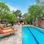 Villa Kubuku Double 6 Seminyak