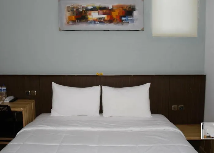 Duo Legian Hotel