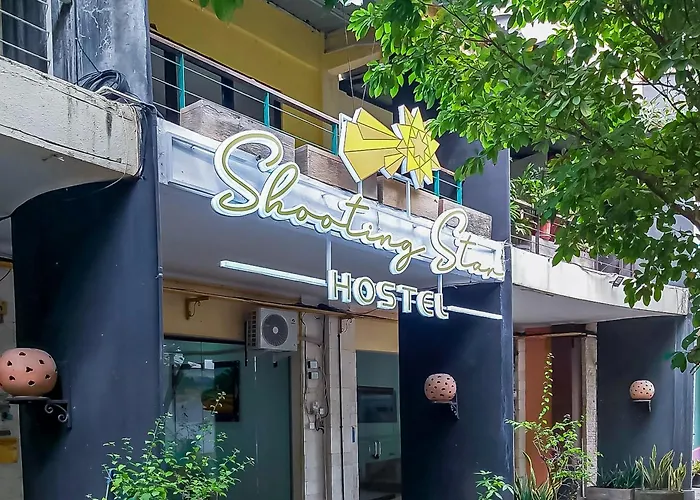 Shooting Star Hostel Kuta Redpartner - Mixed Dormitory