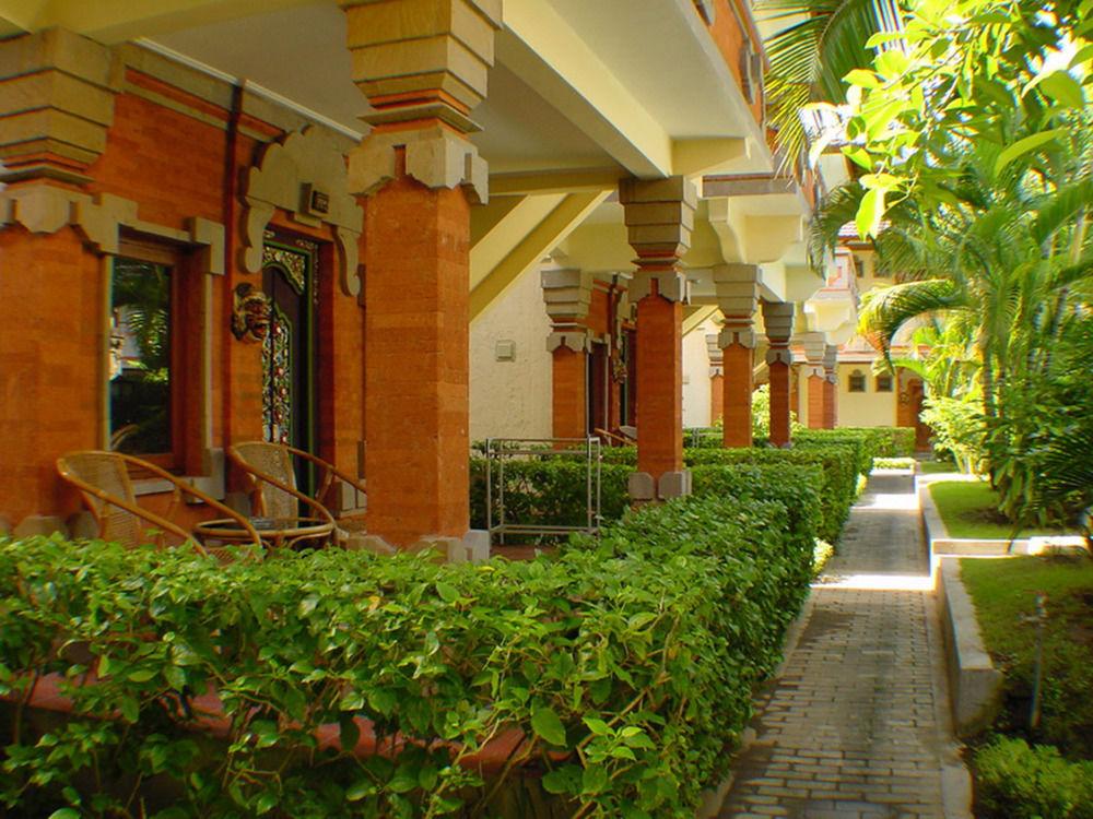 Kumala Pantai Hotel