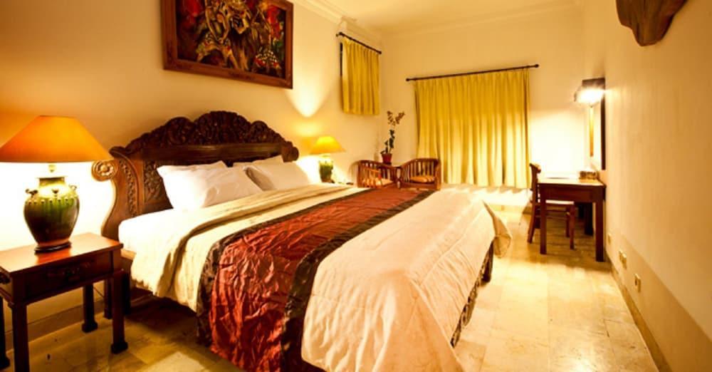 Kumala Pantai 3* Legian (Bali)