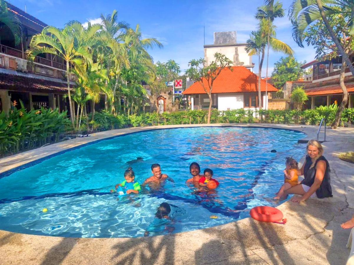Un's Hotel Legian (Bali)