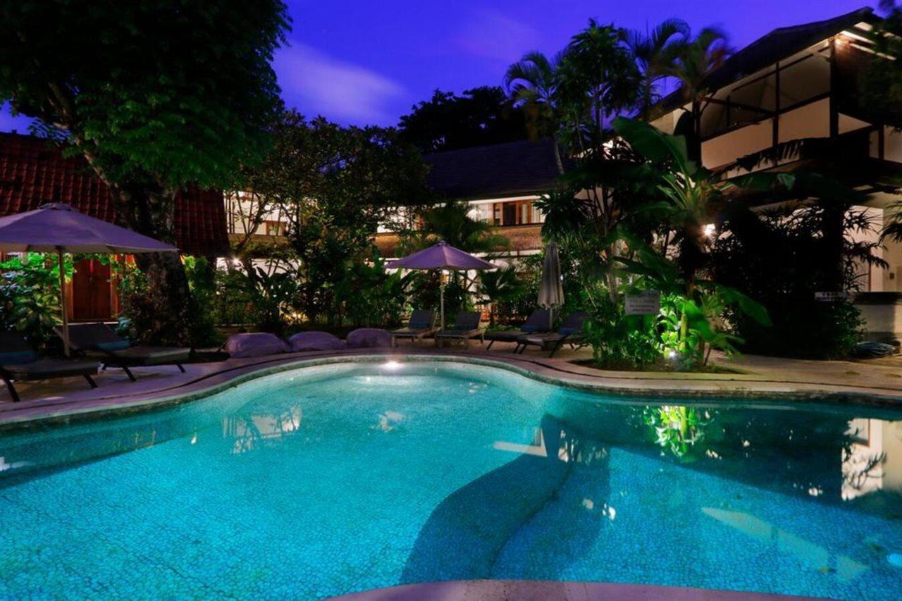 Pearl Boutique Adult Only 4*
