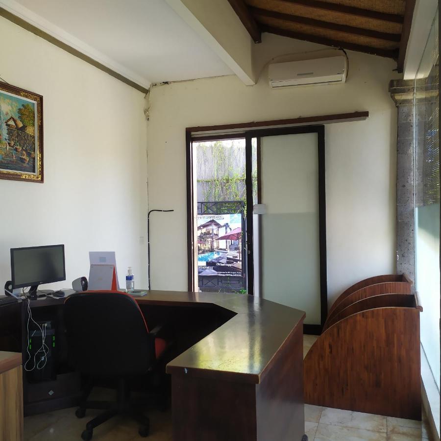 Oyo 90588 Joglo Riverside Legian (Bali)