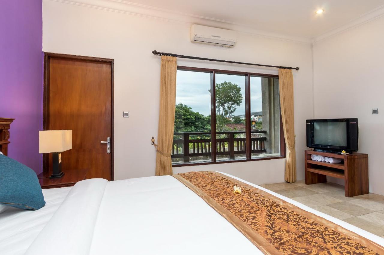 Oyo 90588 Joglo Riverside Hotel 2*