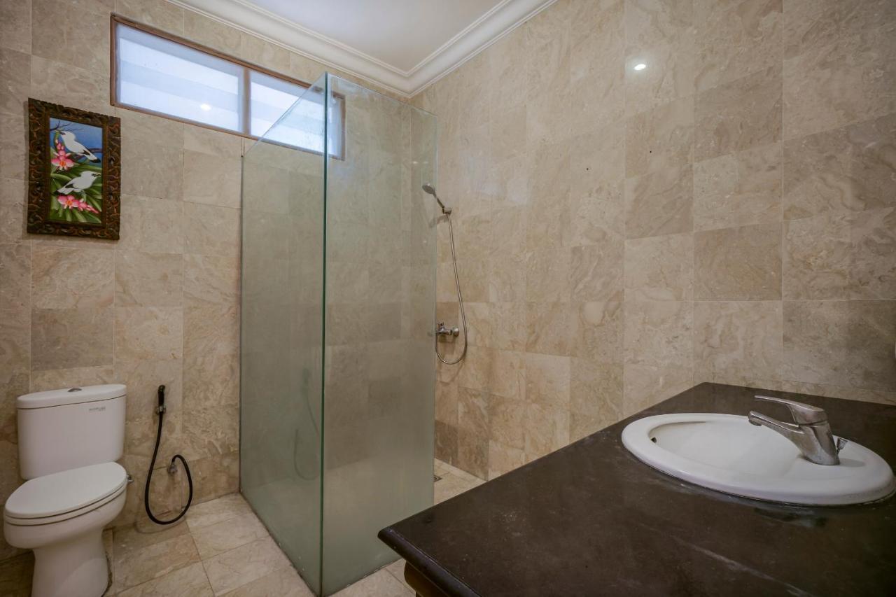 Hotel Oyo 90588 Joglo Riverside Legian (Bali)