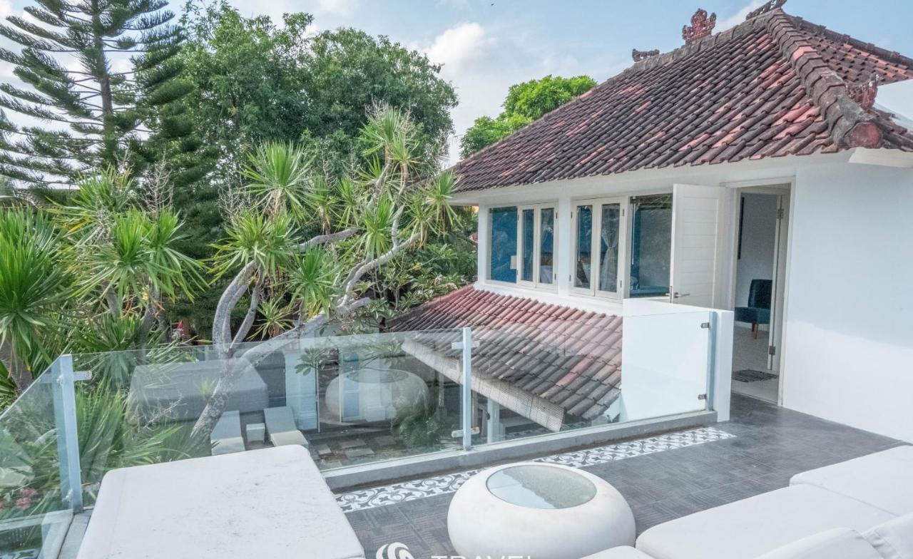 Oceana I - 3br Private With Pool * Legian