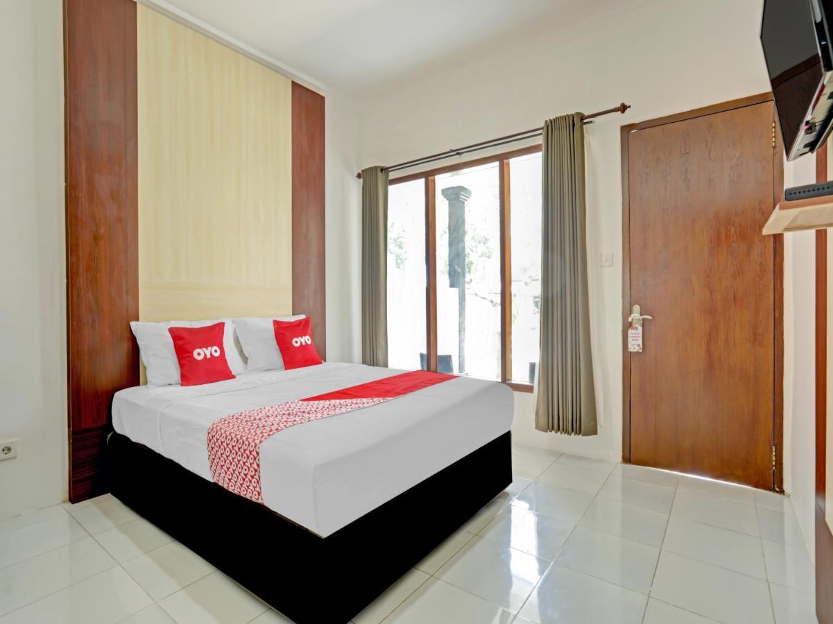Oyo 90638 Pondok Idas Hotel 2*