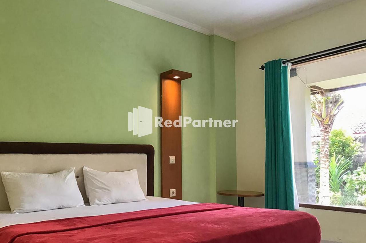 Mesari Redpartner Near Hotel