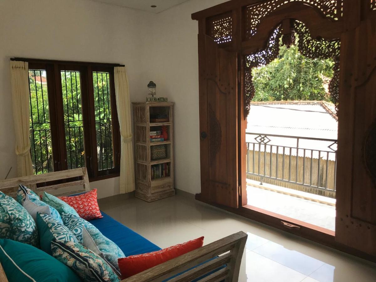 Segara Villa *