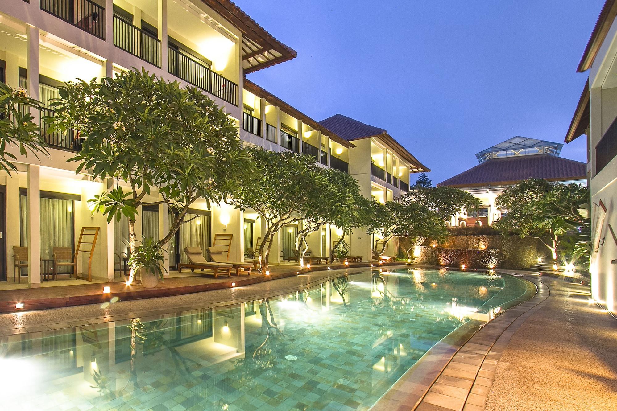 Away Bali Camakila Resort 4*