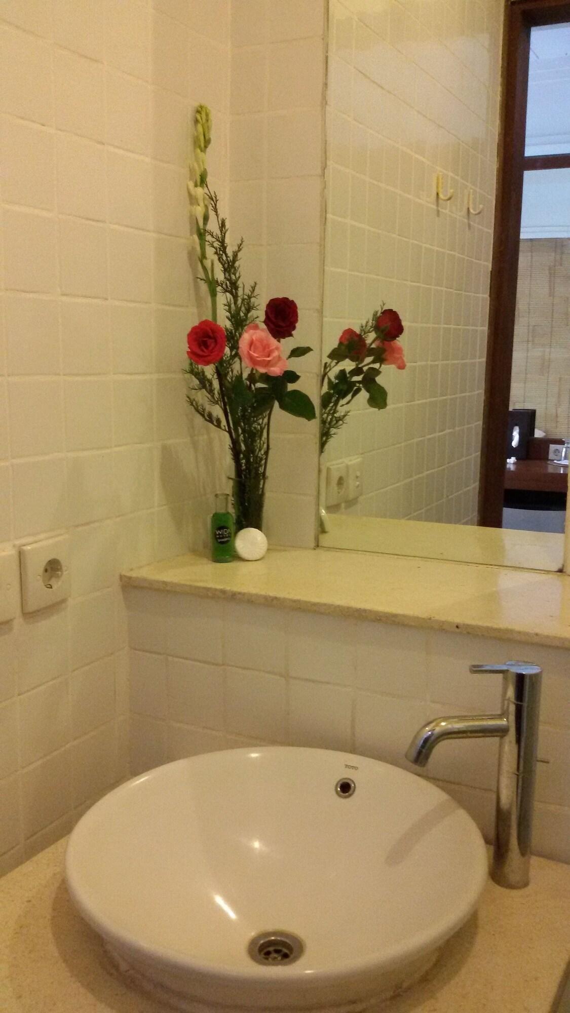 Capital O 93809 Wida Hotel
