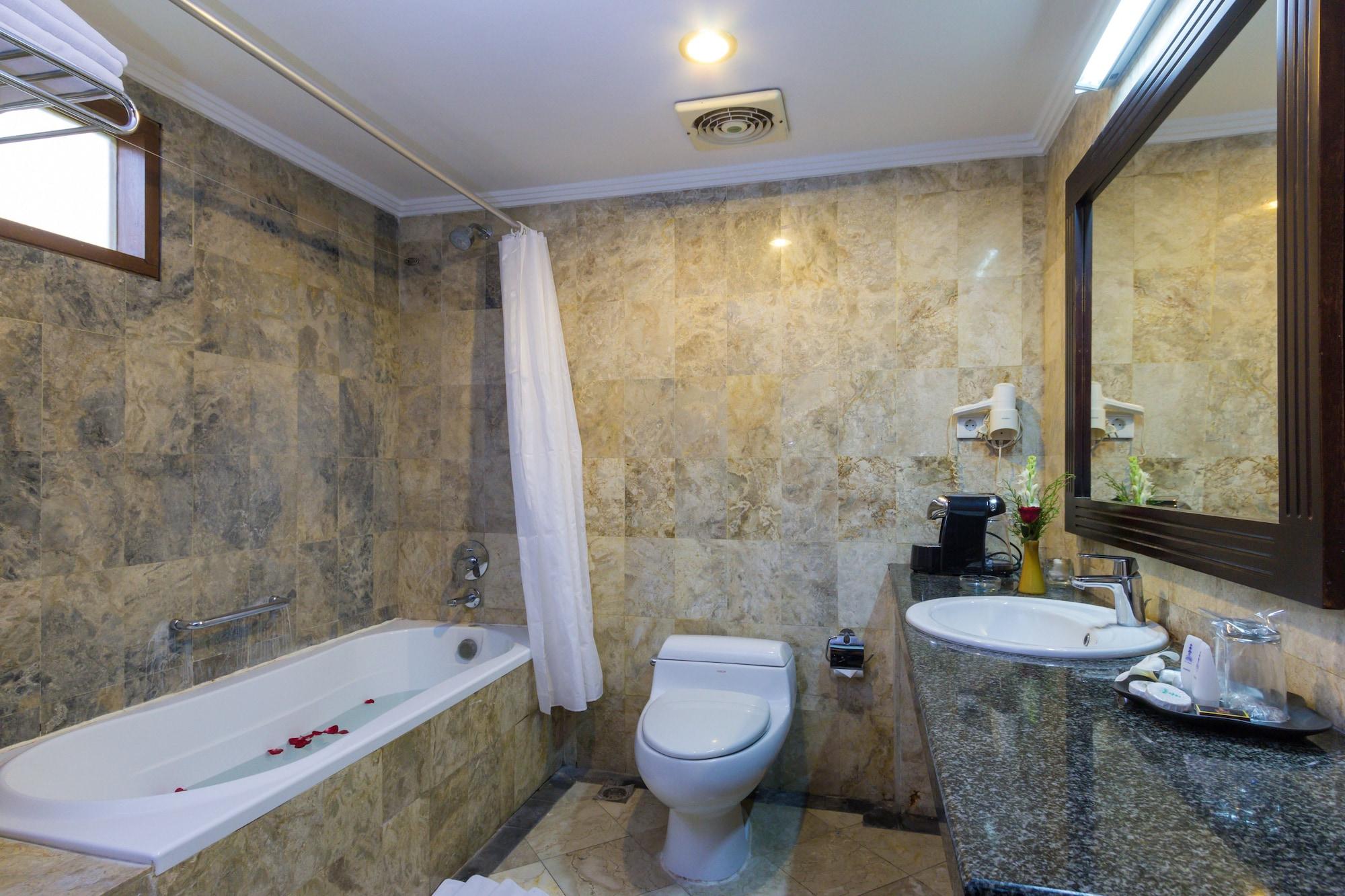 Puri Raja Hotel Legian (Bali)