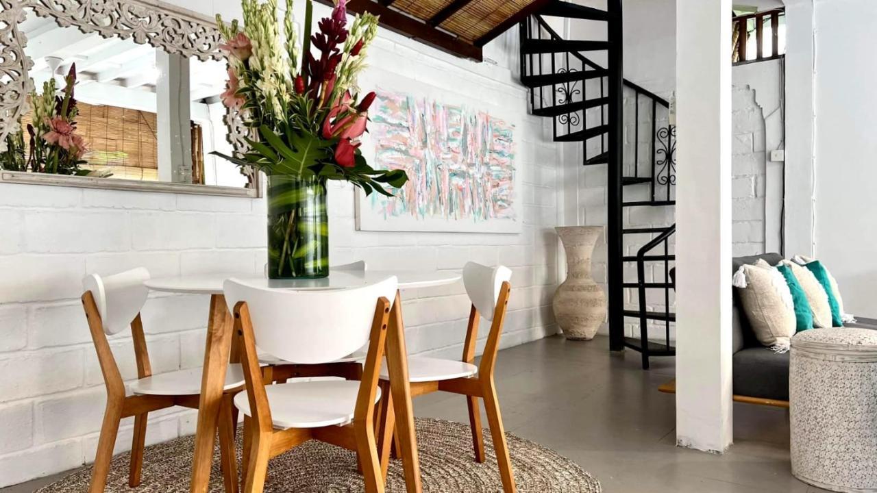 Villa Tiga Pantai Legian (Bali)