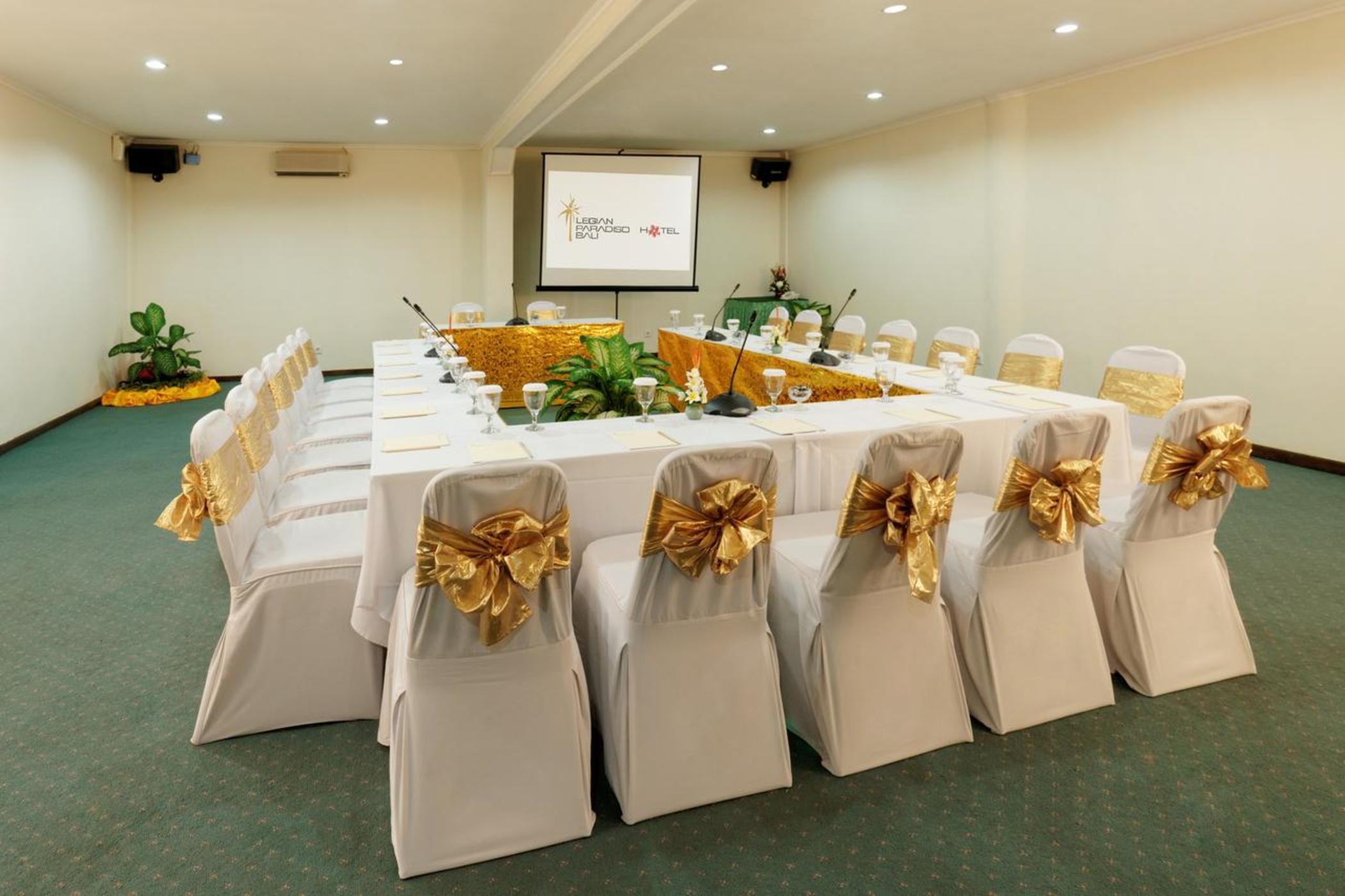 Paradiso Hotel 3*