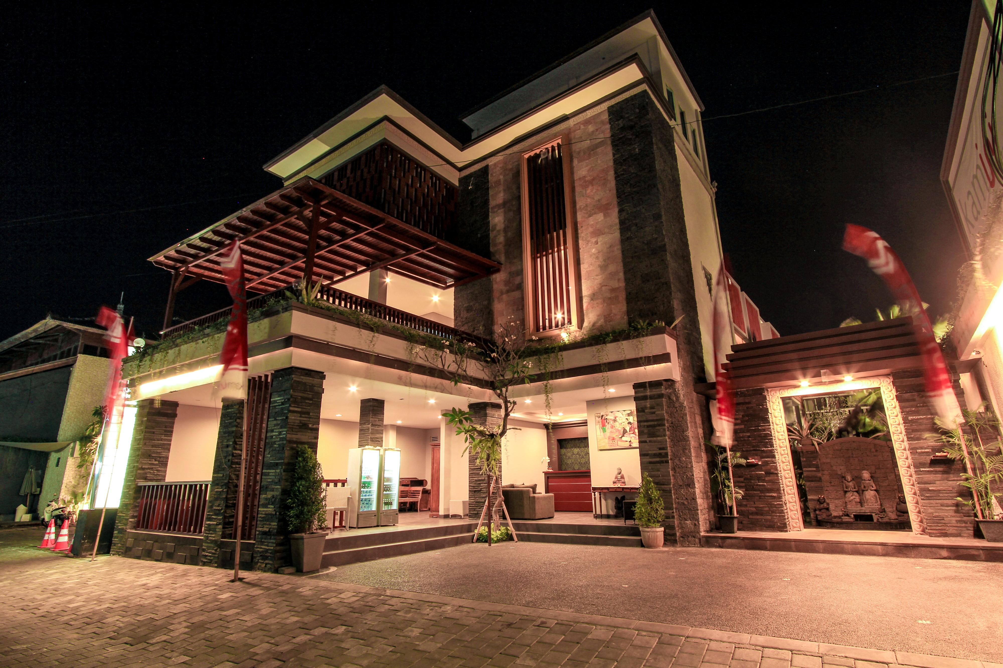 Transera Kamini Hotel 3*